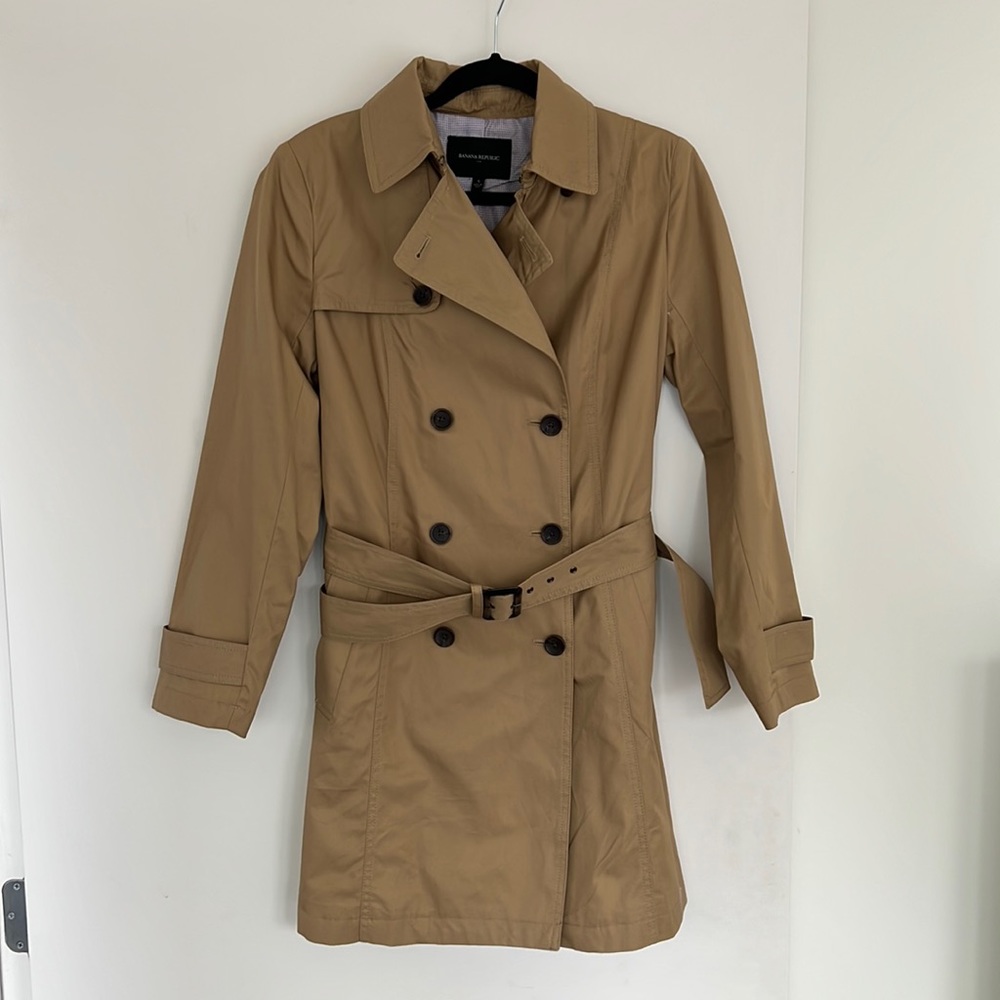 Banana Republic Factory Trench Coat, Size Small Never Worn